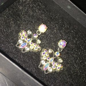 GORGEOUS earrings  🦋 💎